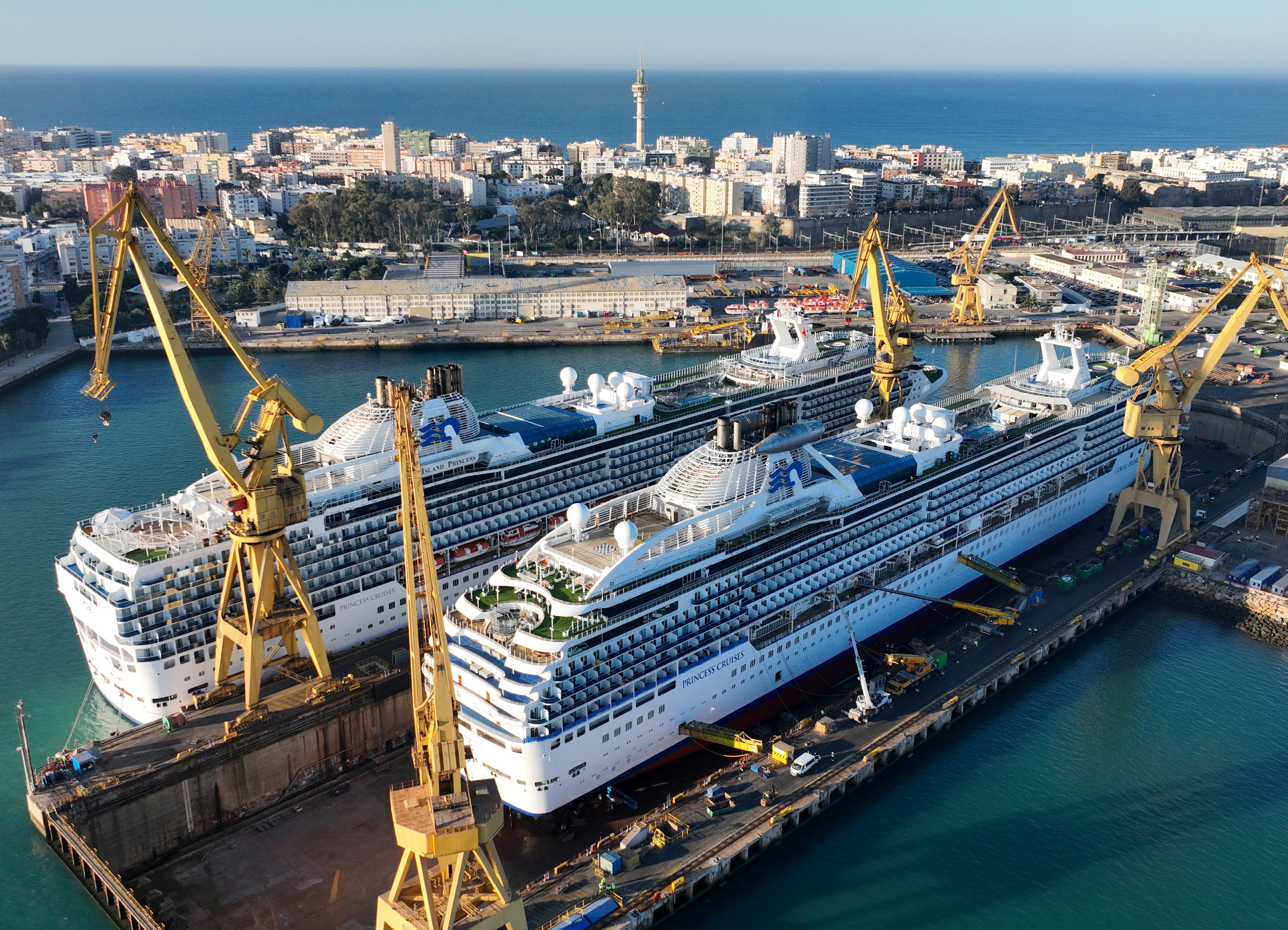 Cruceros